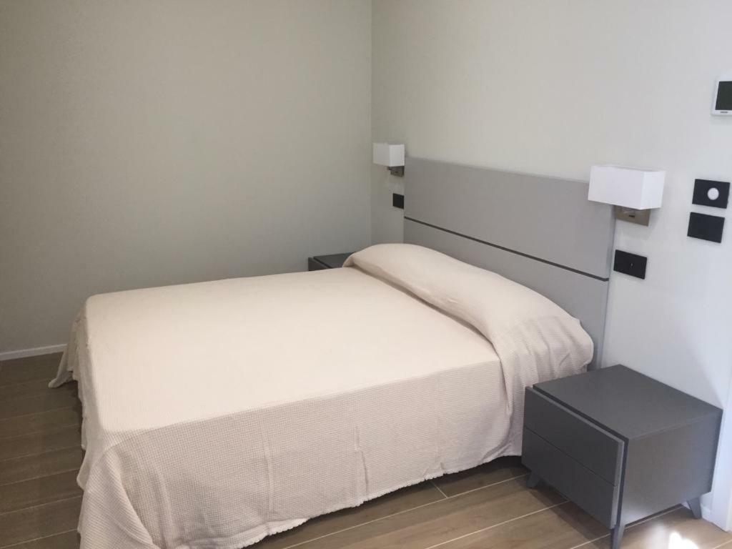 Roma Rooms Анкона Екстериор снимка