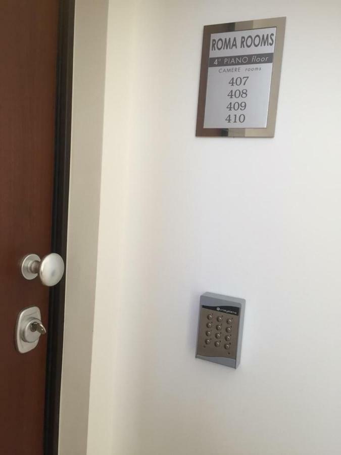 Roma Rooms Анкона Екстериор снимка